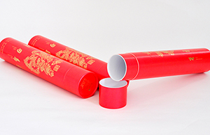 春聯(lián)圓筒紙罐包裝，看起來也不錯哦！